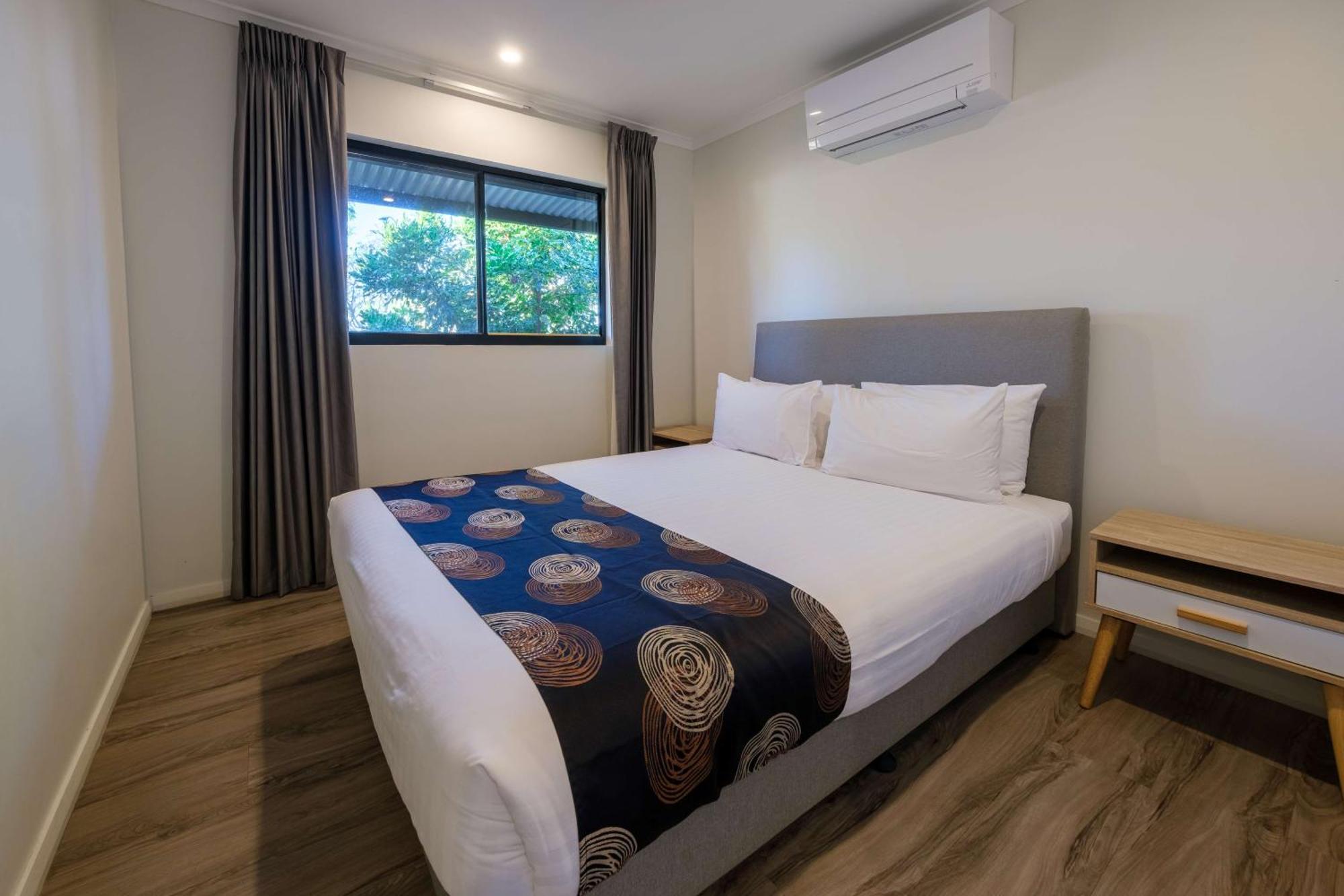 Kimberleyland Waterfront Holiday Park Кунунарра Экстерьер фото